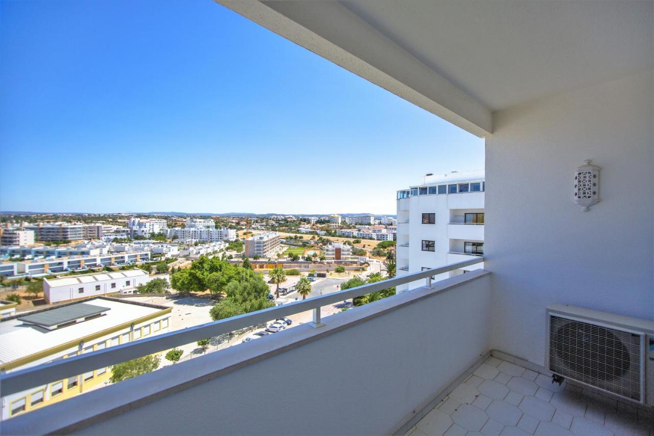 Sea View Apartment - 3 Swimming Pool & Fitness Albufeira Zewnętrze zdjęcie
